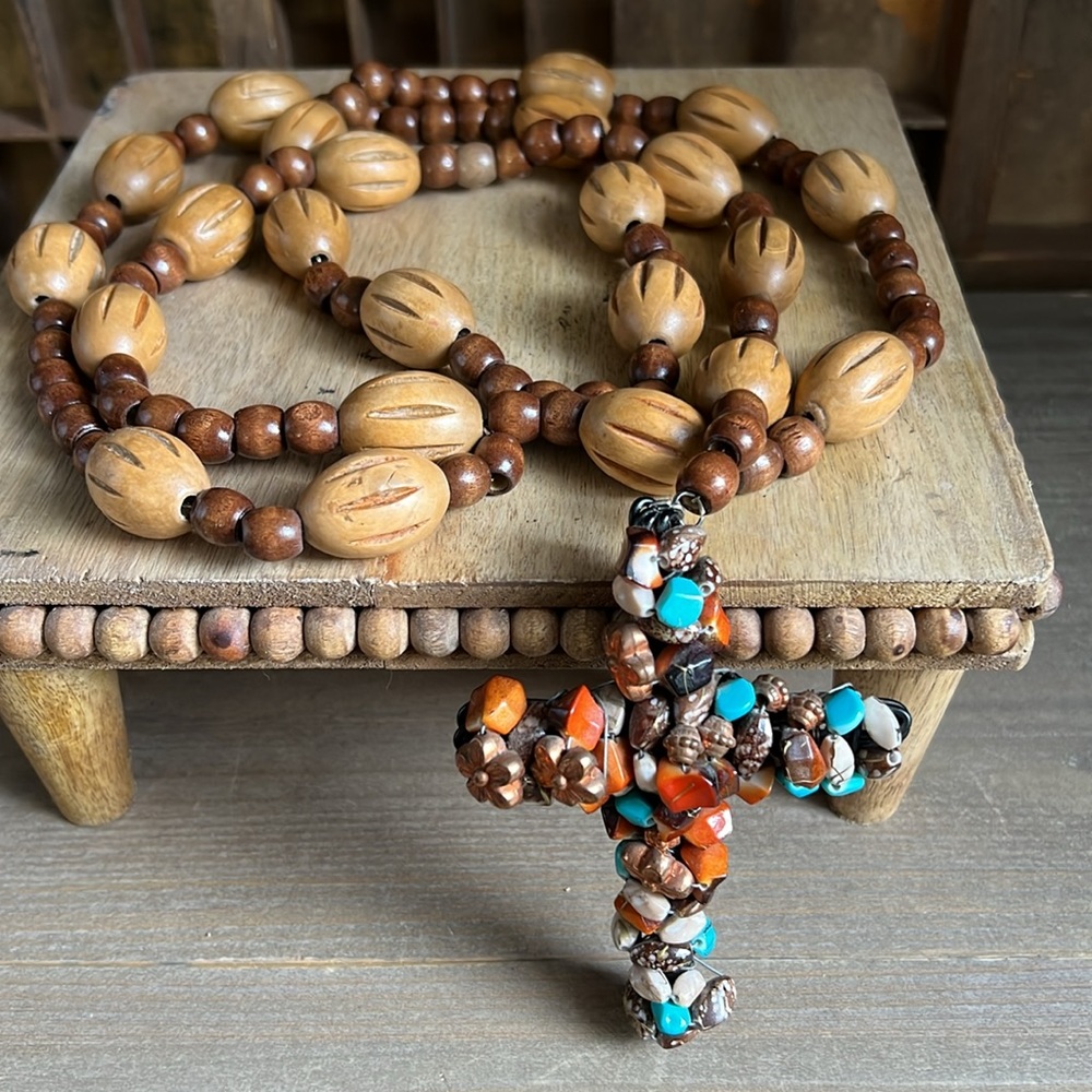 🦋Beaded Rosary/Garland with Cross